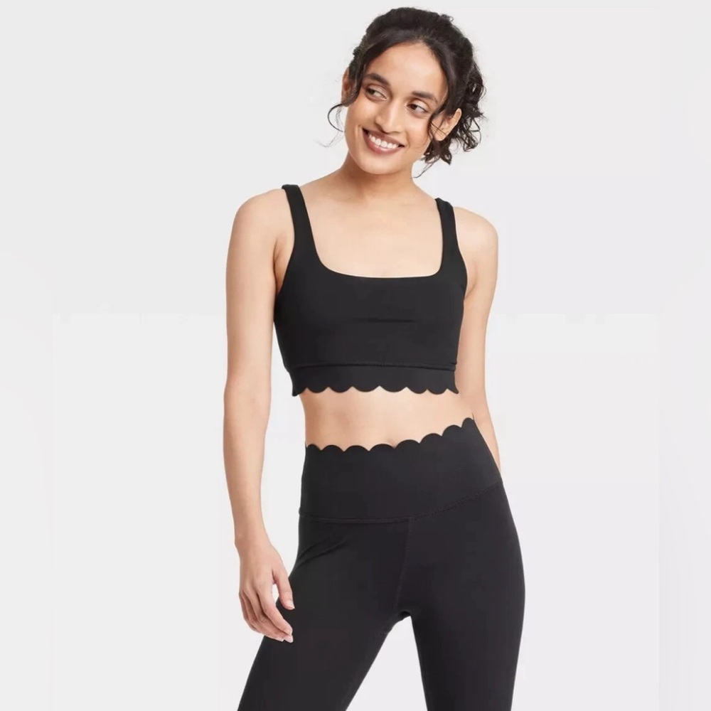 Women’s JoyLab Black Scalloped Details Sports Bra, Removable Pads L
